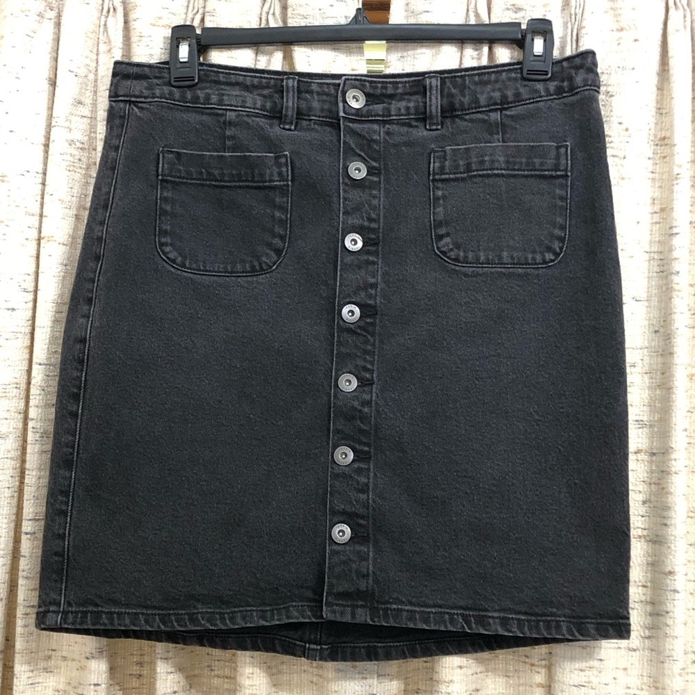 Torrid Black Wash Denim Button Front Mini Skirt
